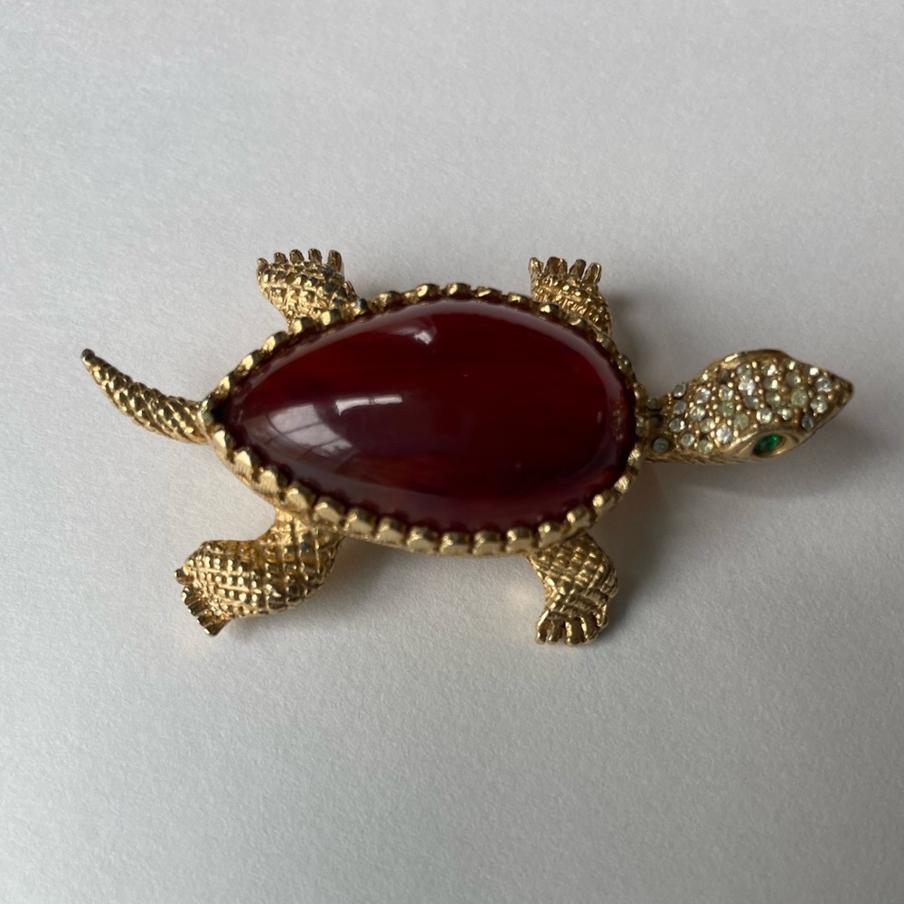Rare Vintage Hattie Carnegie Bakelite Pave Rhinestone Turtle Brooch Mid-Century